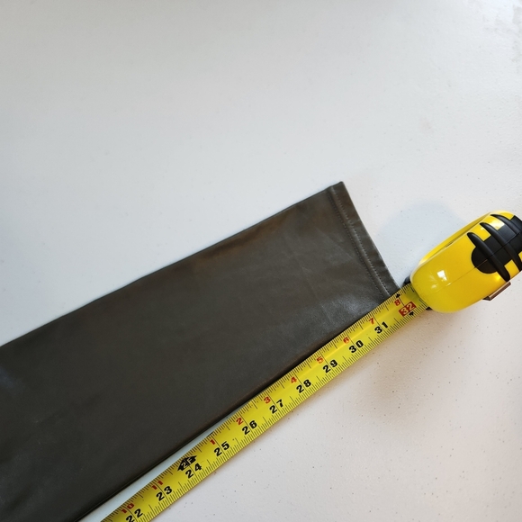 Aritzia Wilfred Green Daria Vegan Faux Leather Leggings Pants High Waisted Rise - Picture 10 of 11